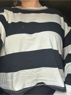 Forever 21 Black & White Striped Long Sleeve Top